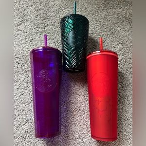Starbucks holiday tumblers bundle Valentine’s Day cup